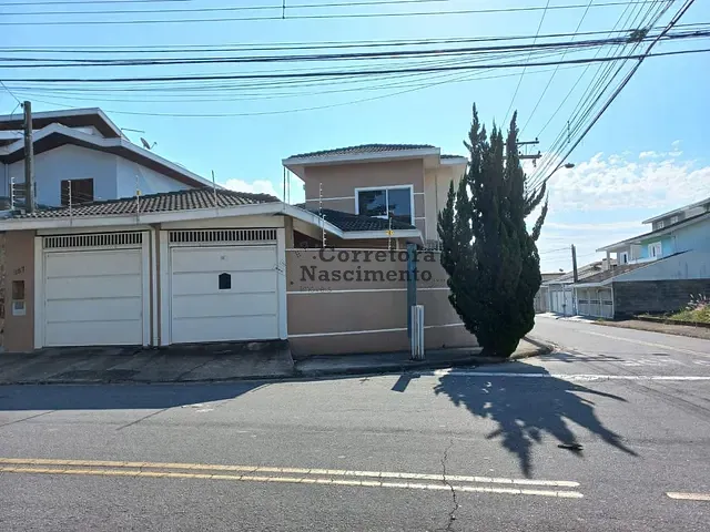 Casa com 297m² 3 quartos e 3 banheiros, à venda, no bairro Villa Branca em Jacareí