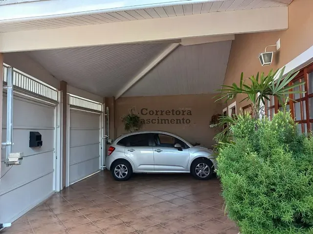 Casa com 297m² 3 quartos e 3 banheiros, à venda, no bairro Villa Branca em Jacareí