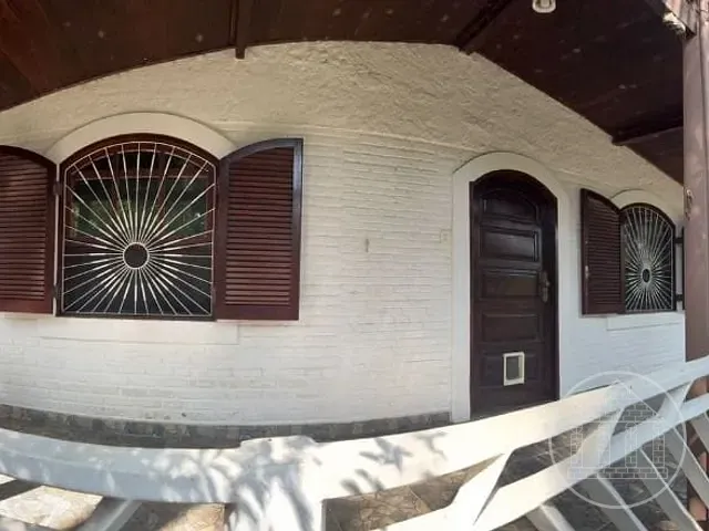 Casa com 1000m² 2 quartos e 3 banheiros, à venda, no bairro Praias Paulistanas em São Paulo