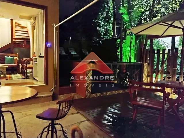 Casa com 450m² 9 quartos e 12 banheiros, à venda, no bairro Portal de Paraty em Paraty