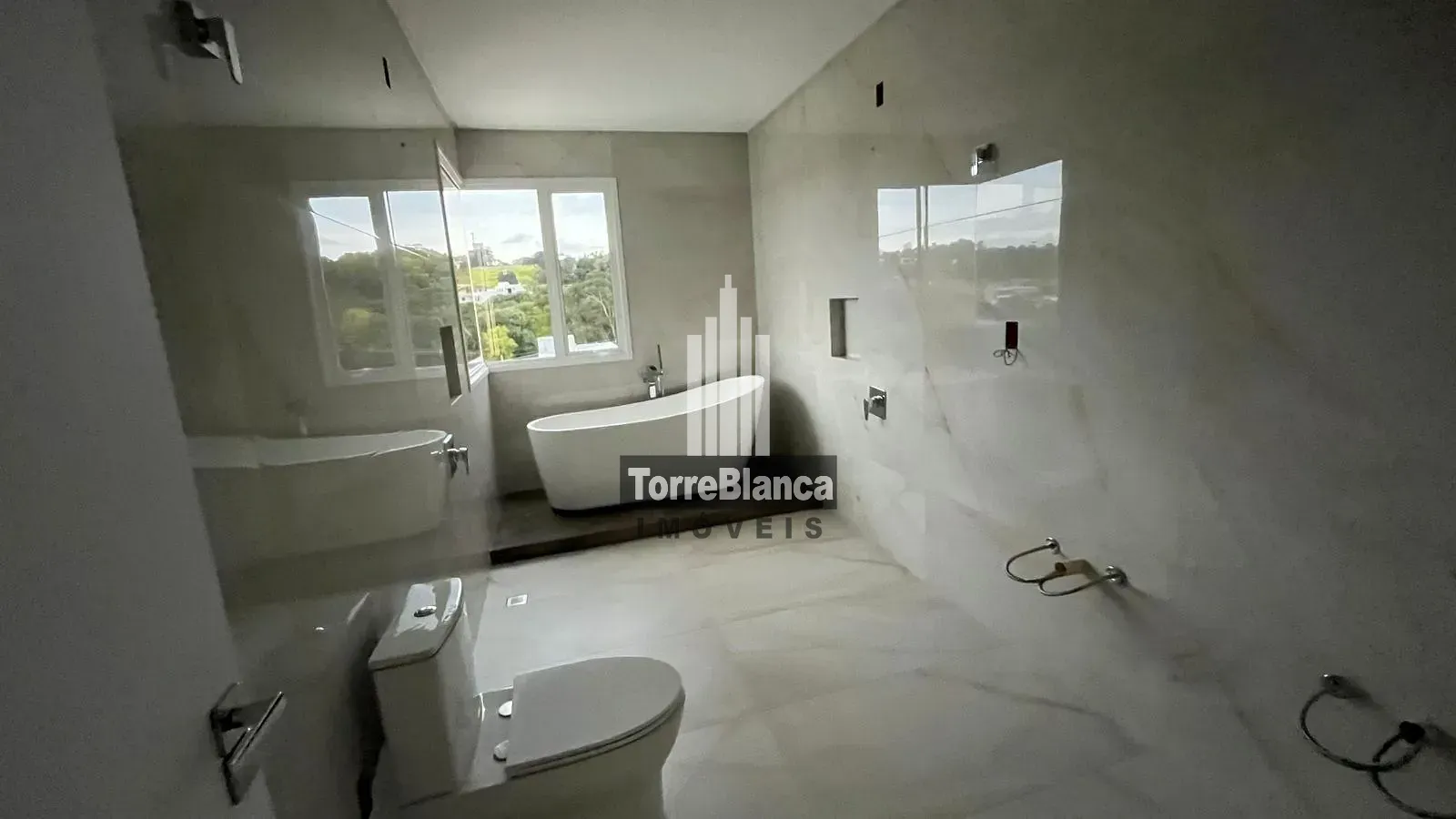 Casa, 4 quartos, 283 m² - Foto 2