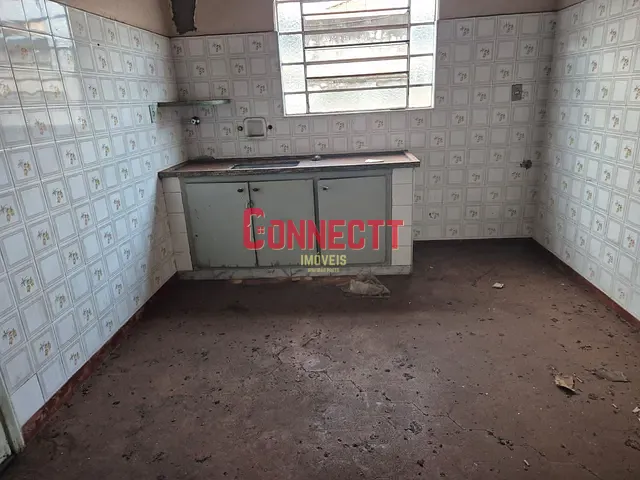 Casa com 152m², à venda, no bairro Centro em Ribeirão Preto