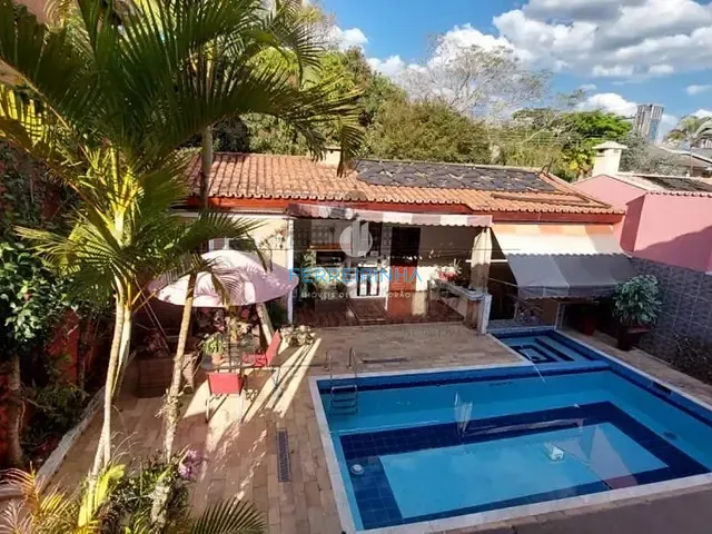 Casa 4 quartos e 5 banheiros, à venda ou para alugar, no bairro Jardim das Colinas em São José dos Campos