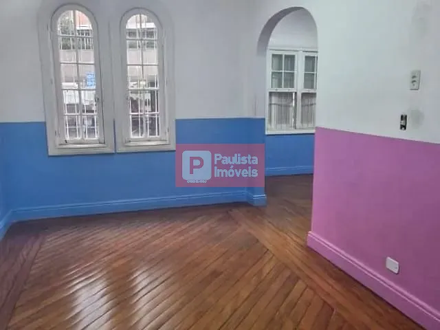 Casa com 367m² 2 quartos e 3 banheiros, para alugar, no bairro Jardim Paulista em São Paulo