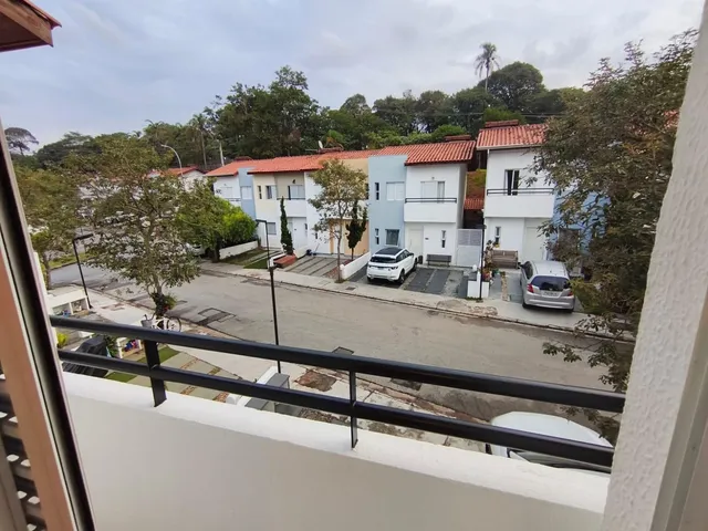 Casa 3 quartos e 3 banheiros, à venda, no bairro Paisagem Renoir em Cotia