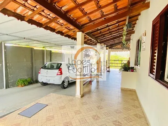Casa com 1020m² 3 quartos e 3 banheiros, à venda, no bairro Jardim Centenário em Atibaia