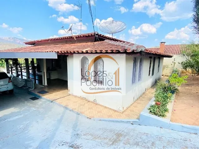 Casa com 1020m² 3 quartos e 3 banheiros, à venda, no bairro Jardim Centenário em Atibaia