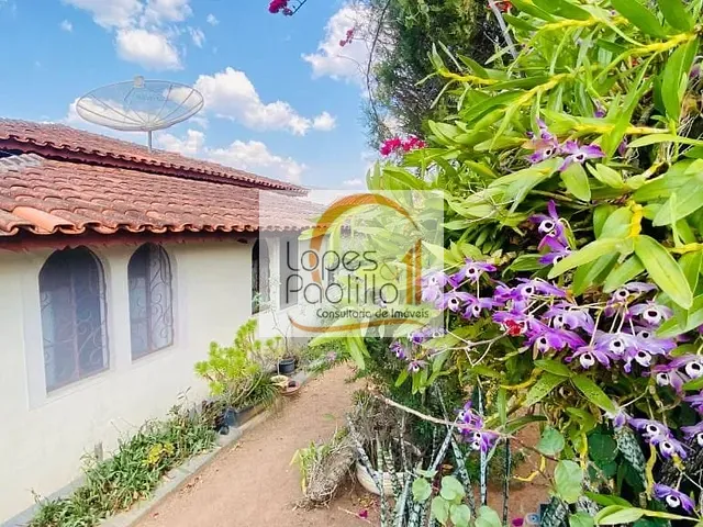Casa com 1020m² 3 quartos e 3 banheiros, à venda, no bairro Jardim Centenário em Atibaia