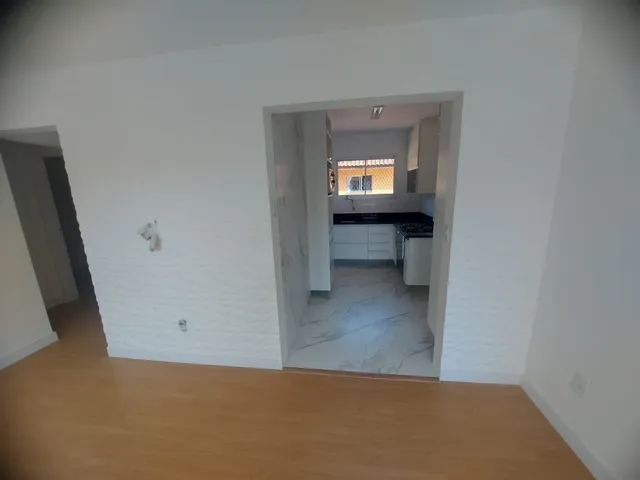 Casa 2 quartos e 2 banheiros, para alugar, no bairro Jardim Torino em Cotia