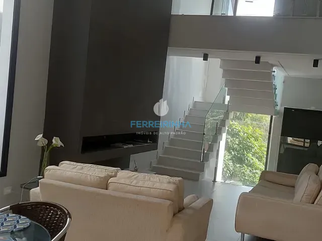 Casa 4 quartos e 4 banheiros, à venda, no bairro Condomínio Residencial Alphaville I em São José dos Campos