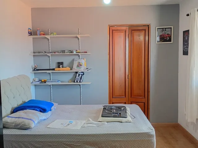 Casa 3 quartos e 2 banheiros, à venda, no bairro Parque Pinheiros em Taboão da Serra