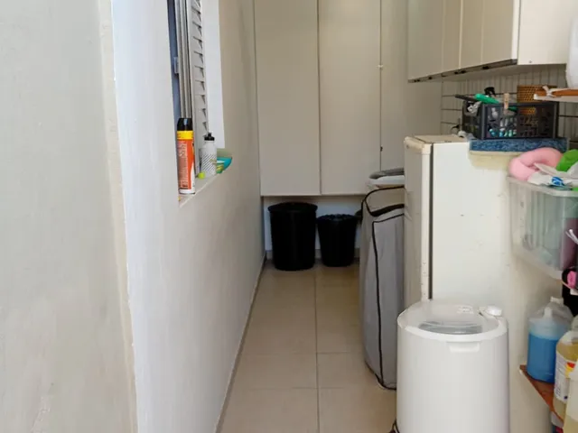 Casa 3 quartos e 2 banheiros, à venda, no bairro Parque Pinheiros em Taboão da Serra
