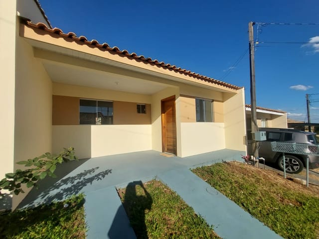 *Em negociação* Aluga-se Casa no Residencial Ybaté, Colônia Dona Luiza.