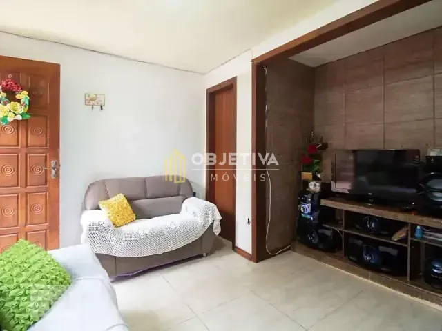 Casa 3 quartos e 3 banheiros, à venda, no bairro Passo das Pedras em Porto Alegre