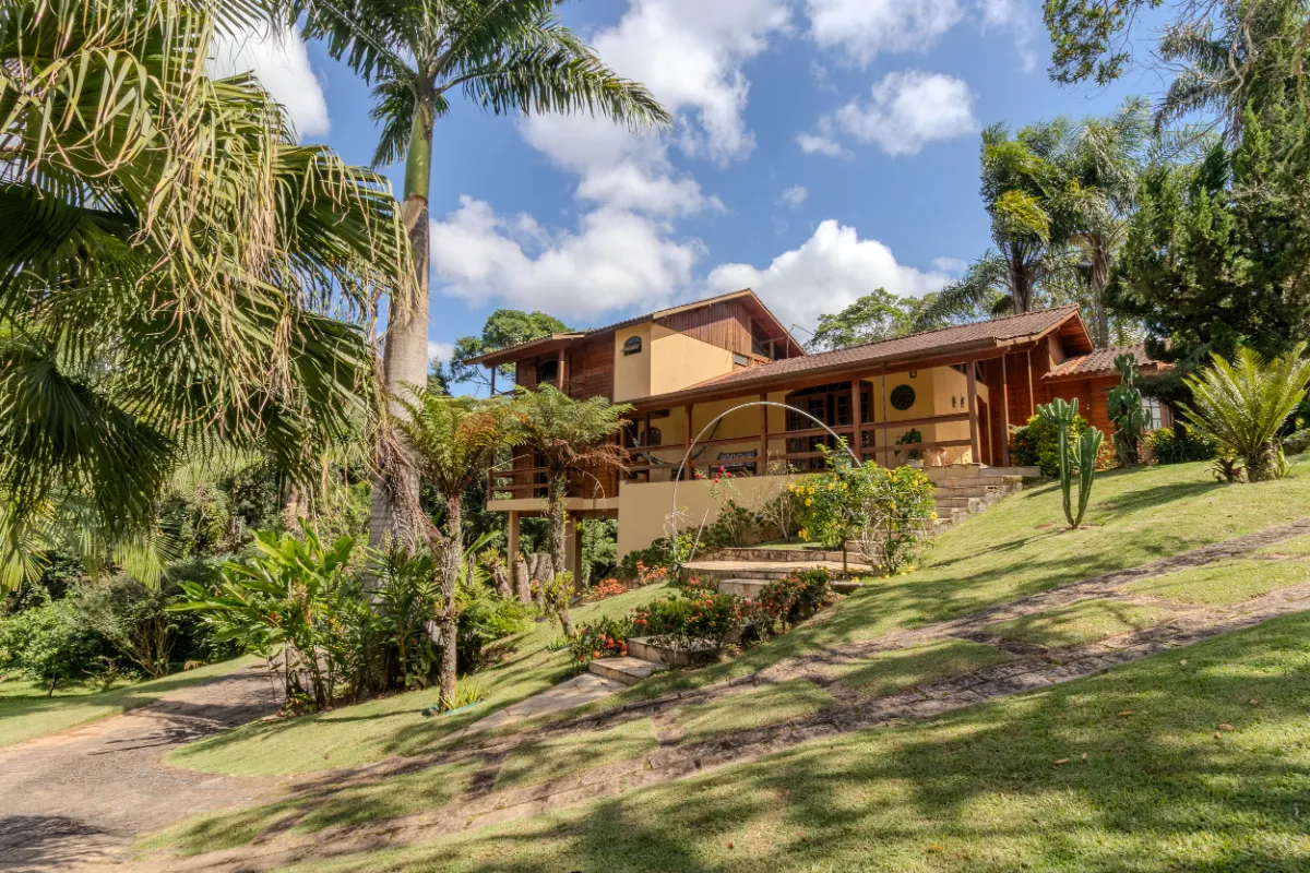 Casa no condomínio Fazenda da Ilha para venda com 3 quartos, sendo 3 suítes, 365m²