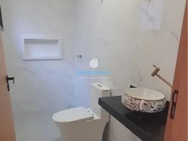 Casa 3 quartos e 2 banheiros, à venda, no bairro Portal dos Passaros em São José dos Campos