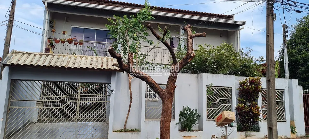 Casa, 3 quartos, 286 m² - Foto 1