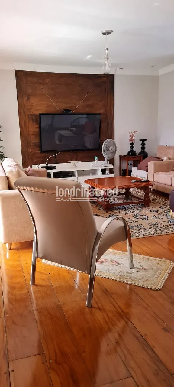 Casa, 3 quartos, 286 m² - Foto 4