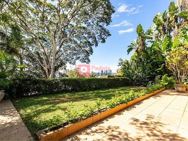 Casa com 656m² 3 quartos e 3 banheiros, à venda, no bairro Jardim Everest em São Paulo