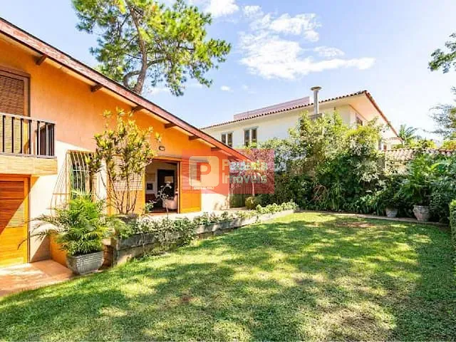 Casa com 656m² 3 quartos e 3 banheiros, à venda, no bairro Jardim Everest em São Paulo