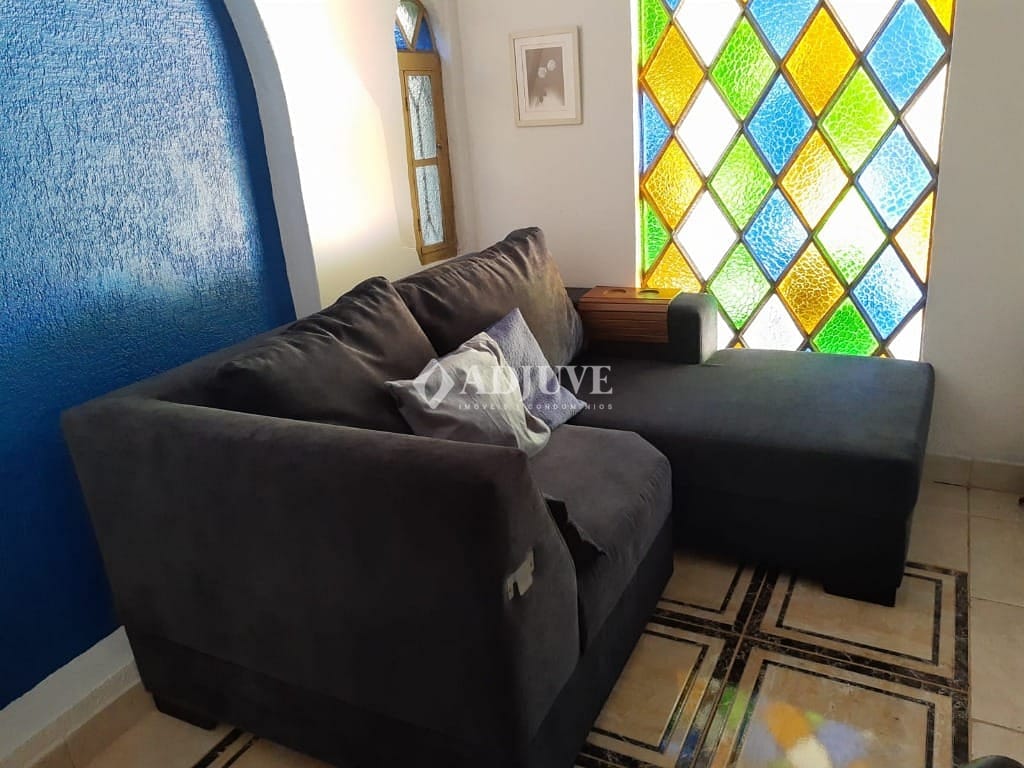 Casa à venda com 5 quartos, 300m² - Foto 3