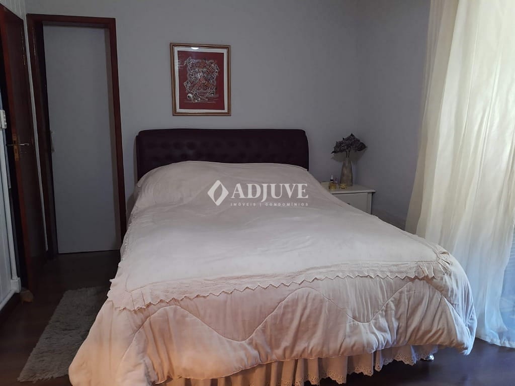 Casa à venda com 5 quartos, 300m² - Foto 6