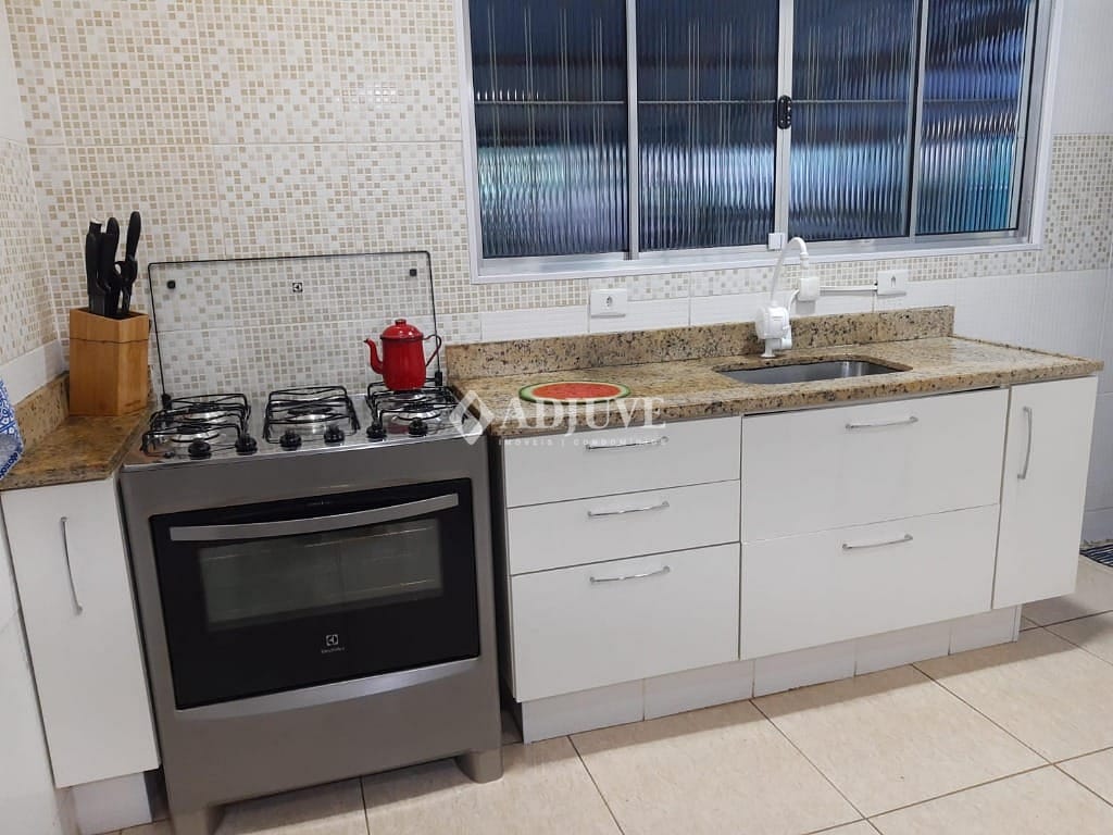 Casa à venda com 5 quartos, 300m² - Foto 8