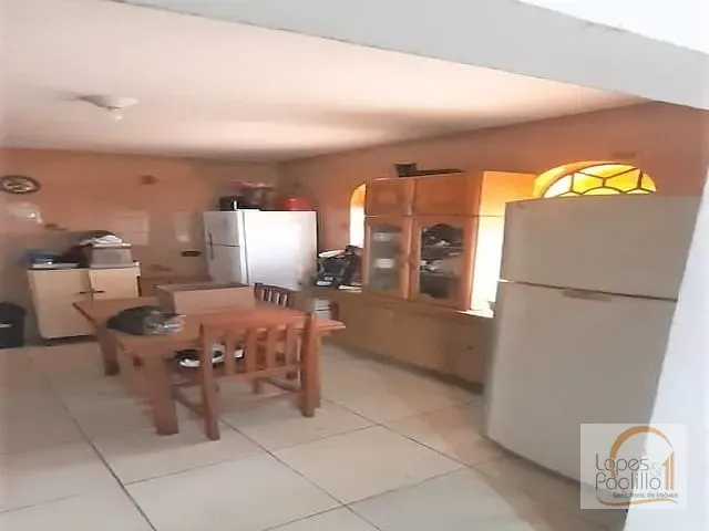 Casa com 347m² 2 quartos e 3 banheiros, à venda, no bairro Parque do Arco Iris em Atibaia