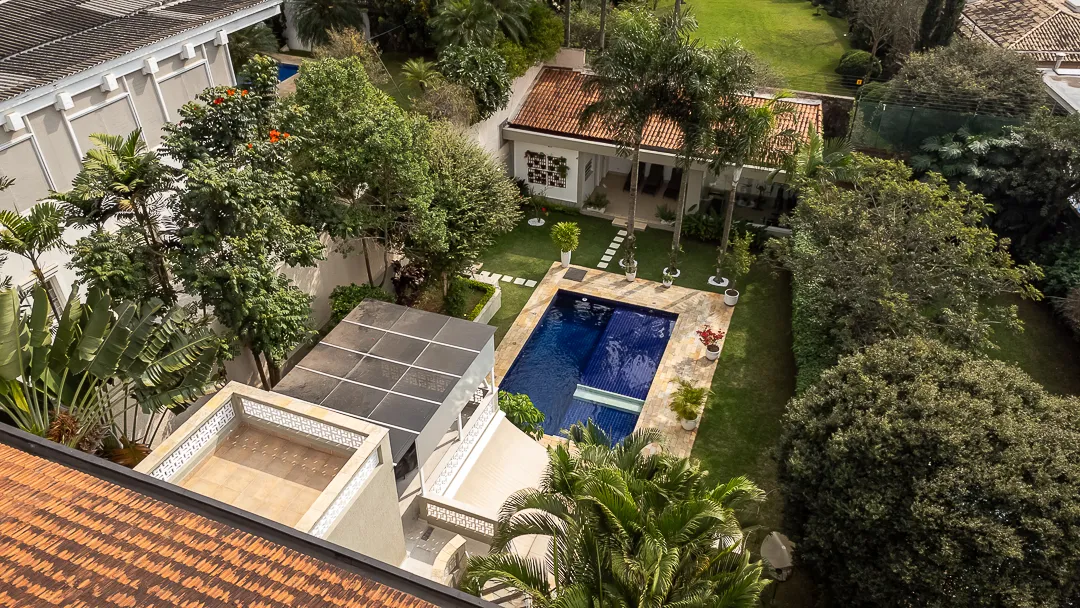 Casa para venda em Retiro Morumbi com 4 quartos, sendo 4 suítes, 510m²