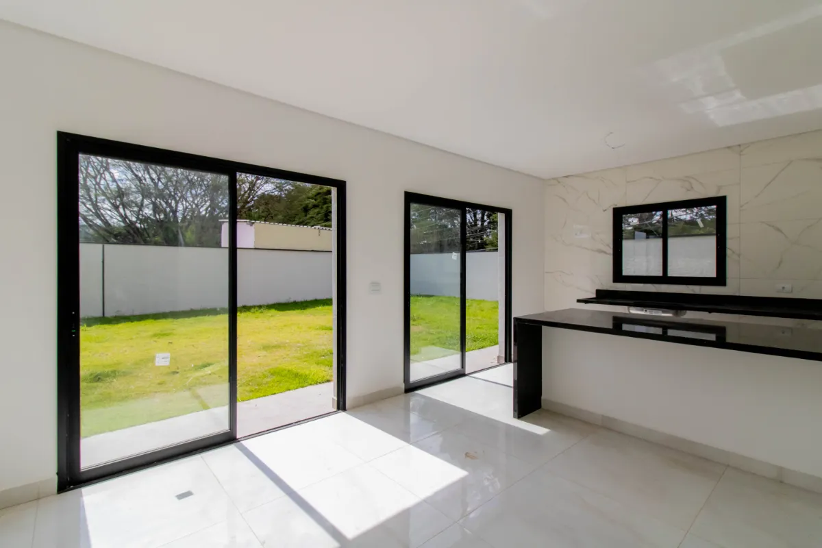 Casa para venda em Caetetuba com 3 quartos, sendo 1 suíte, 104m²