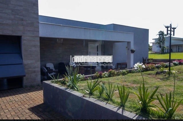 Casa, 3 quartos, 212 m² - Foto 1