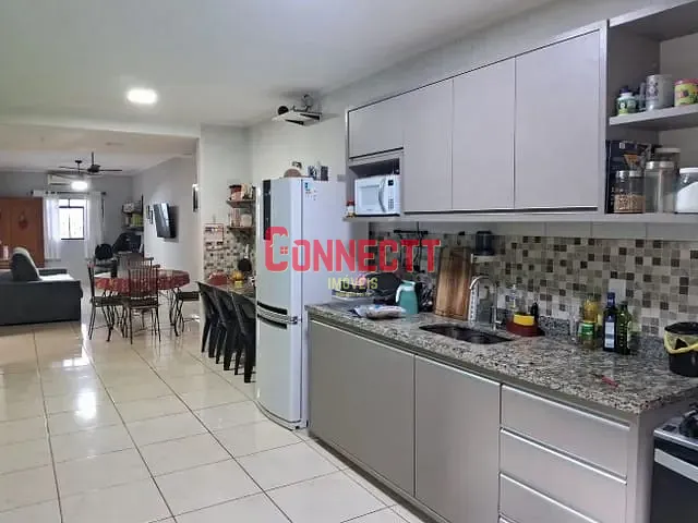 Casa 2 quartos e 2 banheiros, à venda, no bairro Jardim Interlagos em Ribeirão Preto