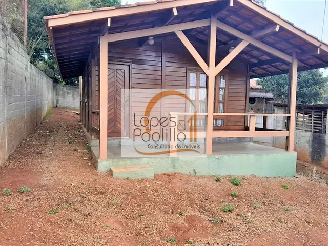 Casa com 250m² 1 quarto e 1 banheiro, à venda, no bairro Jardim Imperial em Atibaia