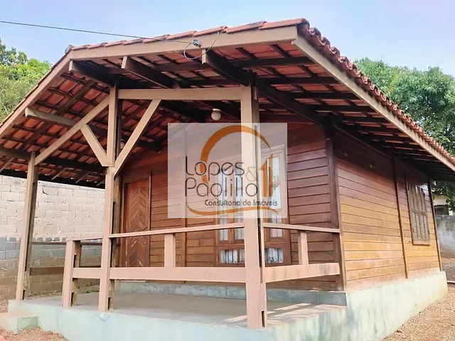 Casa com 250m² 1 quarto e 1 banheiro, à venda, no bairro Jardim Imperial em Atibaia