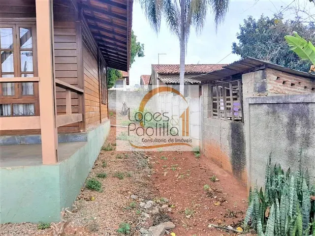Casa com 250m² 1 quarto e 1 banheiro, à venda, no bairro Jardim Imperial em Atibaia