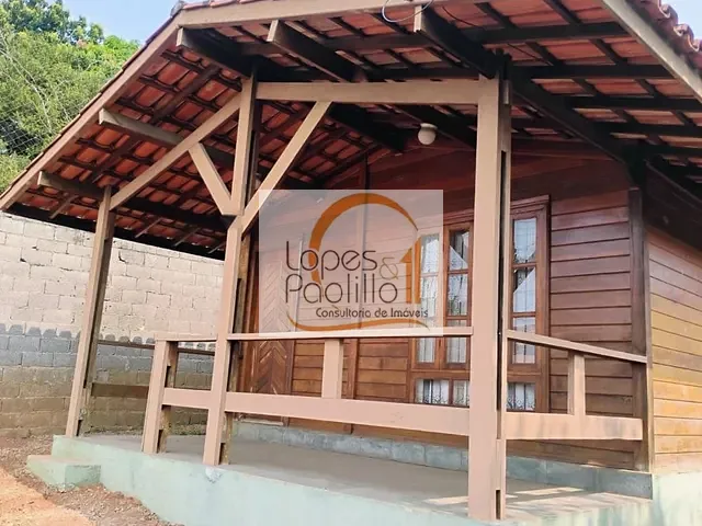 Casa com 250m² 1 quarto e 1 banheiro, à venda, no bairro Jardim Imperial em Atibaia