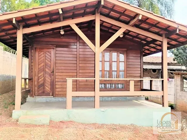 Casa com 250m² 1 quarto e 1 banheiro, à venda, no bairro Jardim Imperial em Atibaia