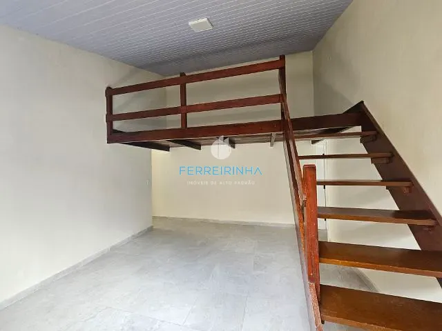Casa 2 quartos e 1 banheiro, para alugar, no bairro Vila Betânia em São José dos Campos