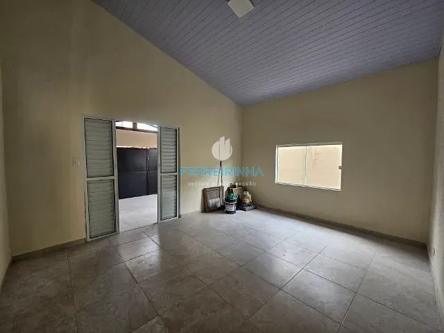 Casa 2 quartos e 1 banheiro, para alugar, no bairro Vila Betânia em São José dos Campos