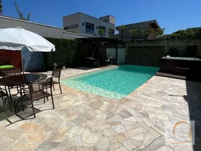Casa com 300m² 2 quartos e 1 banheiro, à venda, no bairro Jardim do Lago em Atibaia