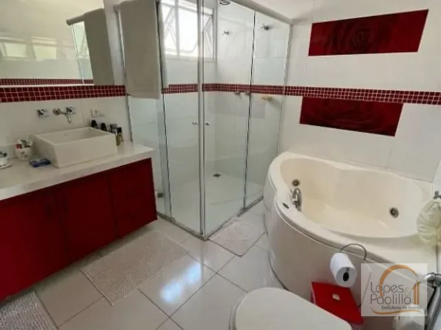 Casa com 300m² 2 quartos e 1 banheiro, à venda, no bairro Jardim do Lago em Atibaia