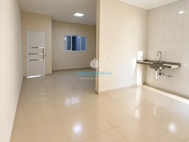 Casa 3 quartos e 2 banheiros, à venda, no bairro Bosque dos Eucaliptos em São José dos Campos