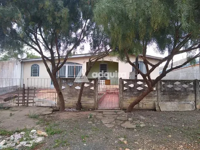 Casa com 490m² 3 quartos e 1 banheiro, à venda, no bairro Piriquitos em Ponta Grossa