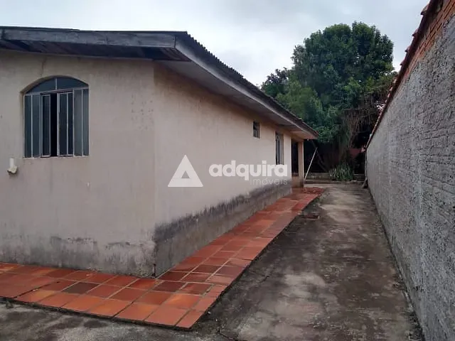 Casa com 490m² 3 quartos e 1 banheiro, à venda, no bairro Piriquitos em Ponta Grossa