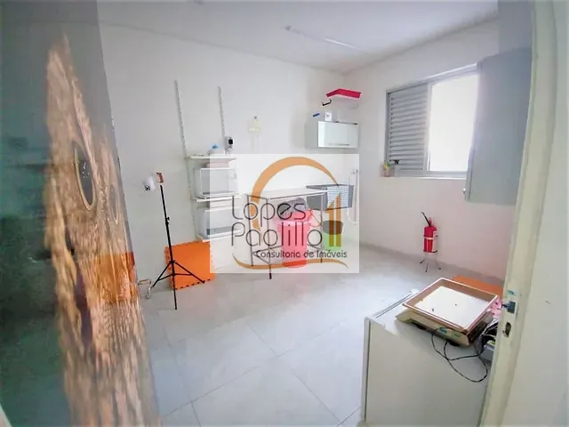 Casa com 394m² 2 quartos e 1 banheiro, à venda, no bairro Centro em Atibaia