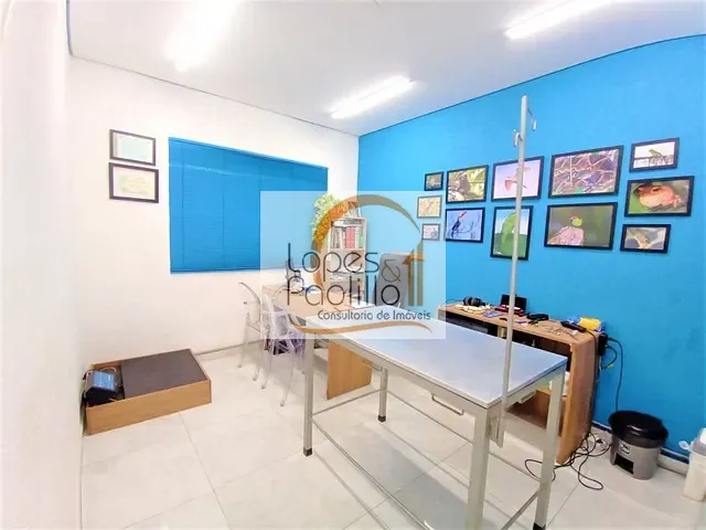 Casa com 394m² 2 quartos e 1 banheiro, à venda, no bairro Centro em Atibaia