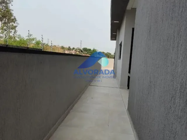 Casa com 425m² 3 quartos e 4 banheiros, à venda, no bairro Santa Mônica em Caçapava