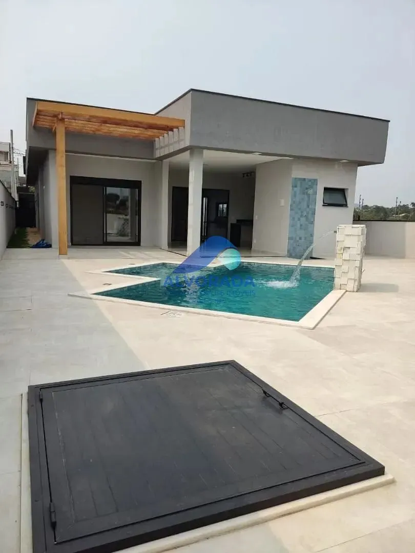 Casa, 3 quartos, 227 m² - Foto 1
