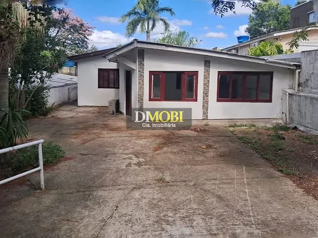 Casa com 300m² 6 quartos e 5 banheiros, à venda ou para alugar, no bairro Dom Feliciano em Gravataí