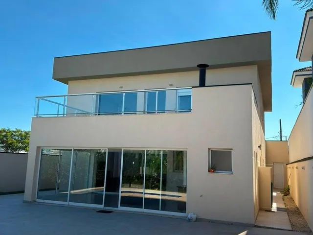 Casa 4 quartos e 5 banheiros, à venda, no bairro Jardim do Golf I em Jandira
